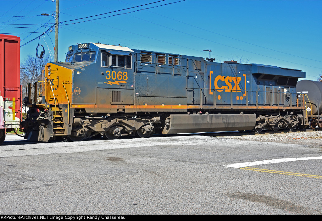 CSXT 3068 M692-17